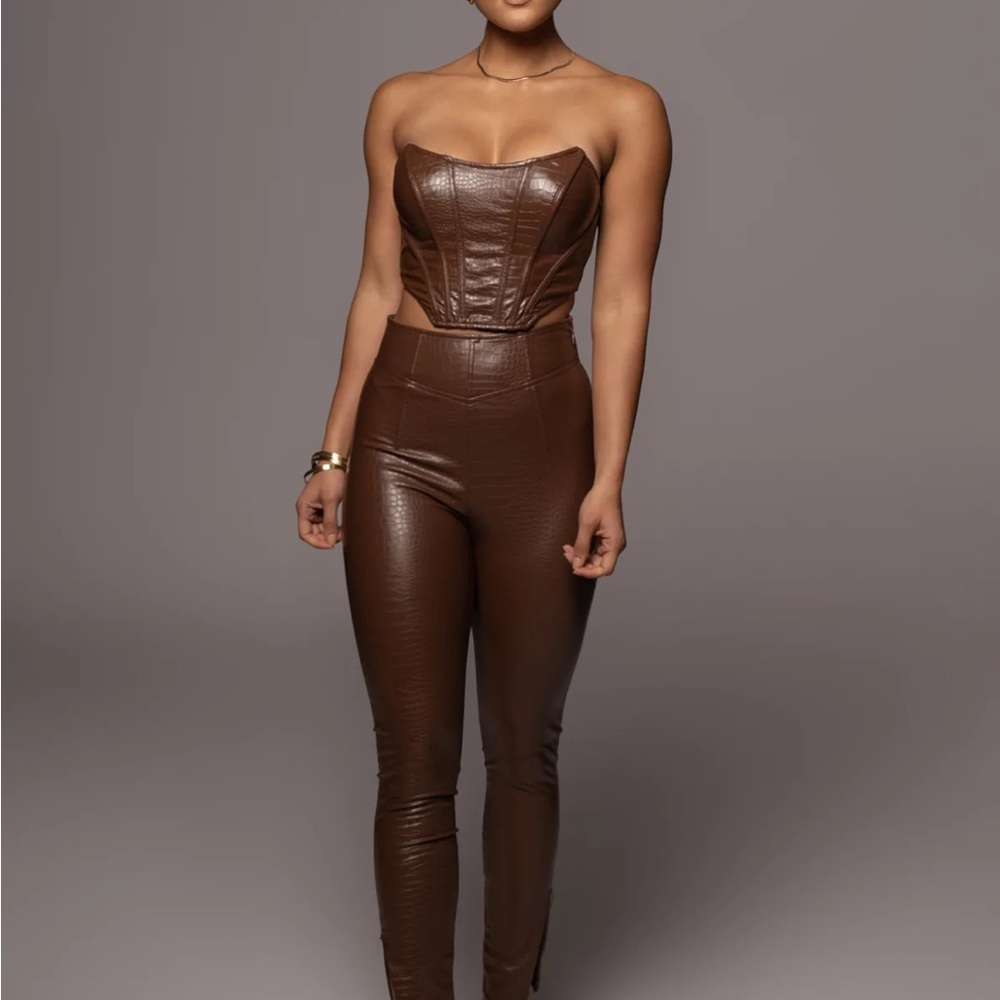 Jluxlabel CHOCOLATE MALENE CROC HIGH WAISTED PANTS